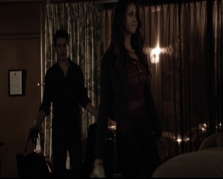 VampireDiariesWorld-dot-org_5x14NoExit0978.jpg