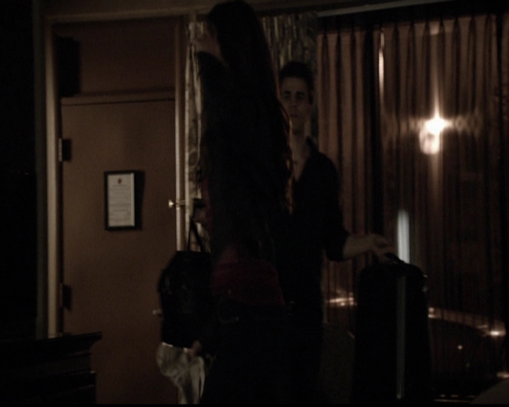 VampireDiariesWorld-dot-org_5x14NoExit0979.jpg