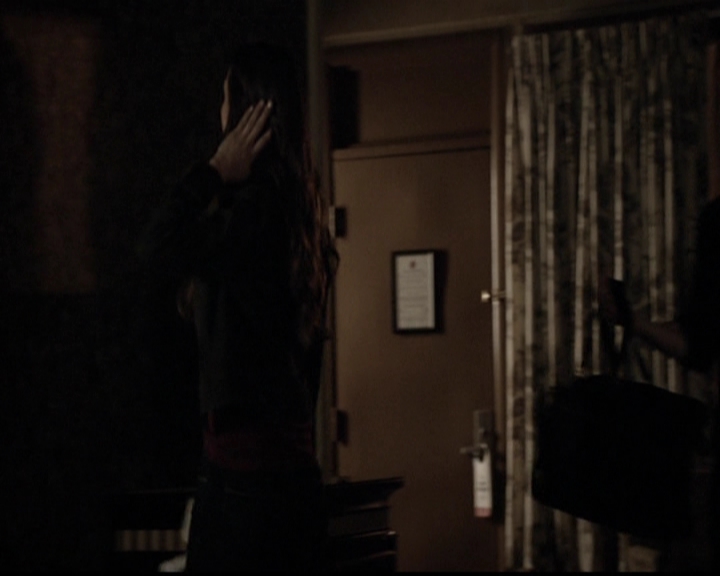 VampireDiariesWorld-dot-org_5x14NoExit0980.jpg