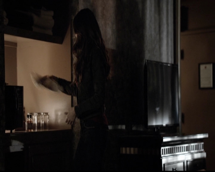 VampireDiariesWorld-dot-org_5x14NoExit0982.jpg