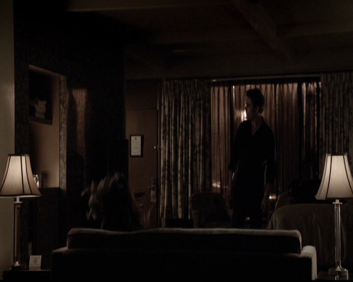 VampireDiariesWorld-dot-org_5x14NoExit0989.jpg