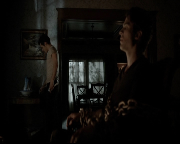 VampireDiariesWorld-dot-org_5x14NoExit1105.jpg