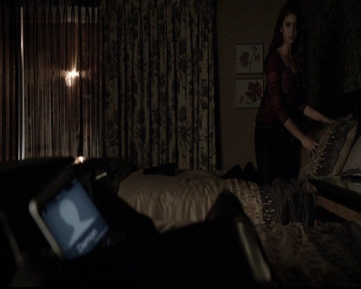 VampireDiariesWorld-dot-org_5x14NoExit1120.jpg