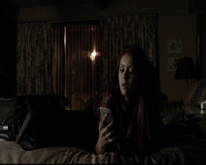 VampireDiariesWorld-dot-org_5x14NoExit1126.jpg