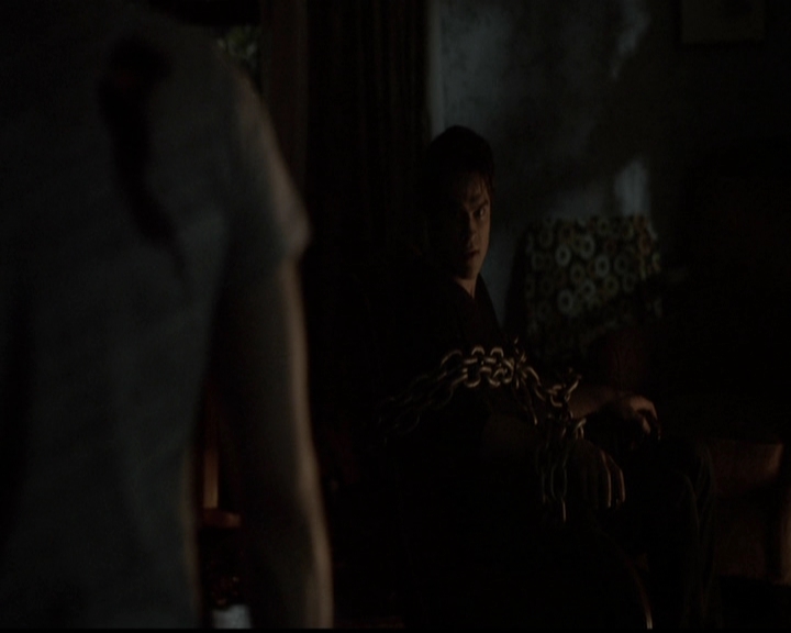 VampireDiariesWorld-dot-org_5x14NoExit1209.jpg