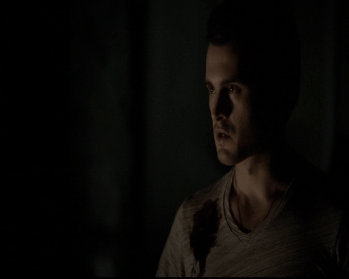 VampireDiariesWorld-dot-org_5x14NoExit1210.jpg