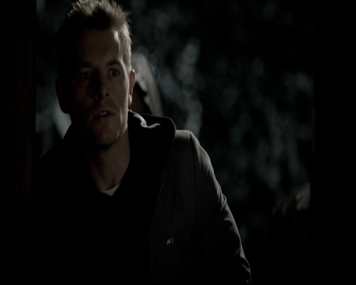 VampireDiariesWorld-dot-org_5x14NoExit1219.jpg