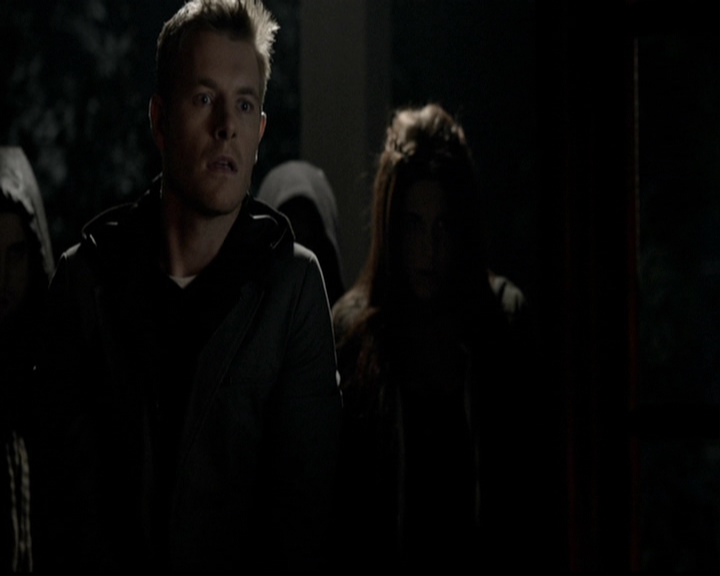 VampireDiariesWorld-dot-org_5x14NoExit1236.jpg