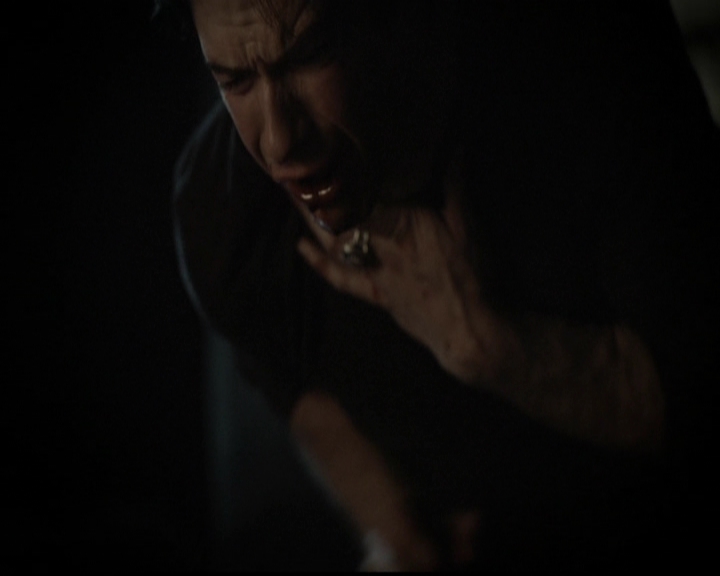 VampireDiariesWorld-dot-org_5x14NoExit1253.jpg