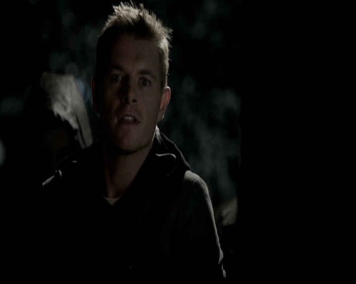 VampireDiariesWorld-dot-org_5x14NoExit1257.jpg