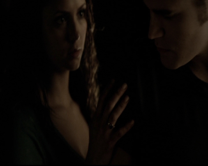 VampireDiariesWorld-dot-org_5x14NoExit1394.jpg