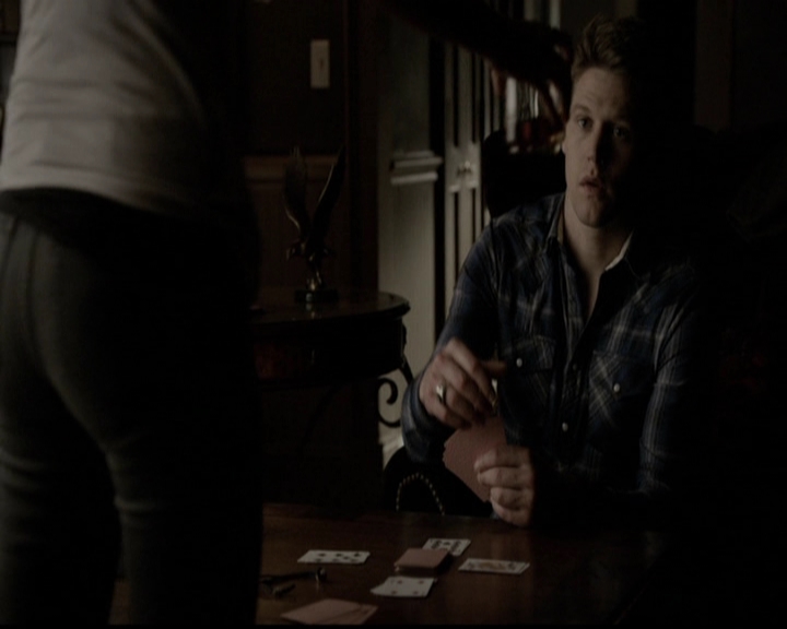 VampireDiariesWorld-dot-org_5x14NoExit1506.jpg