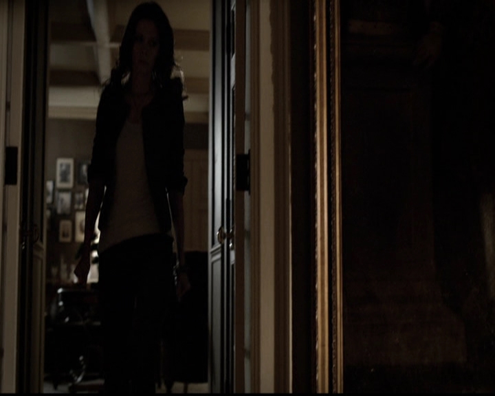 VampireDiariesWorld-dot-org_5x14NoExit1702.jpg