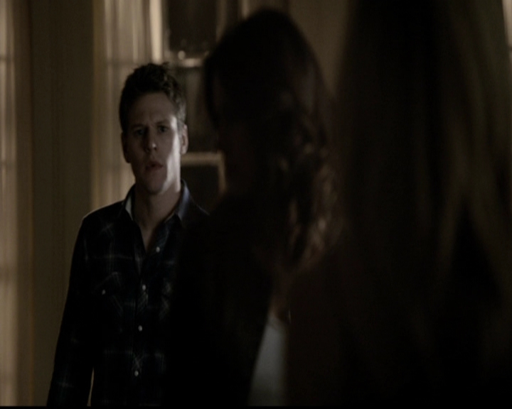 VampireDiariesWorld-dot-org_5x14NoExit1711.jpg