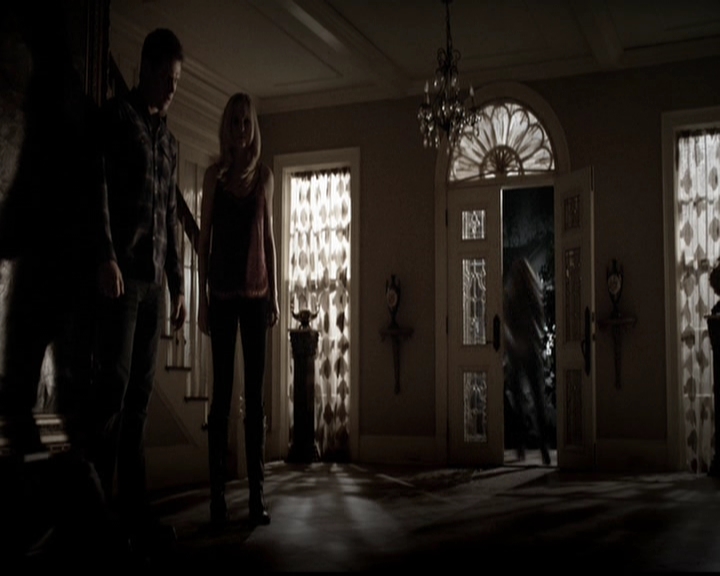 VampireDiariesWorld-dot-org_5x14NoExit1742.jpg