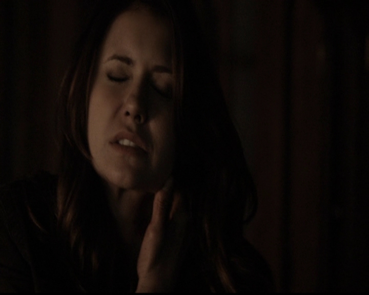 VampireDiariesWorld-dot-org_5x14NoExit1921.jpg