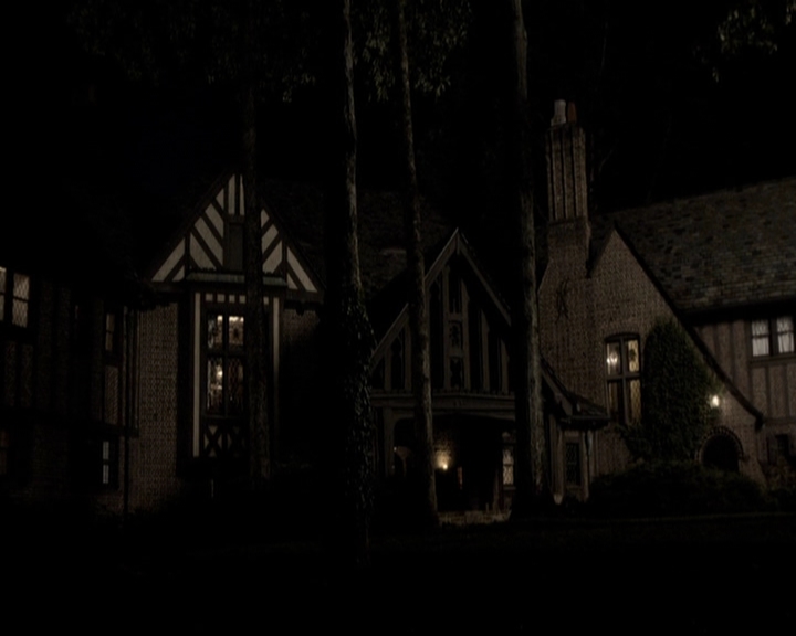 VampireDiariesWorld-dot-org_5x14NoExit2008.jpg