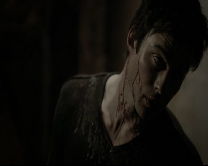 VampireDiariesWorld-dot-org_5x14NoExit2011.jpg