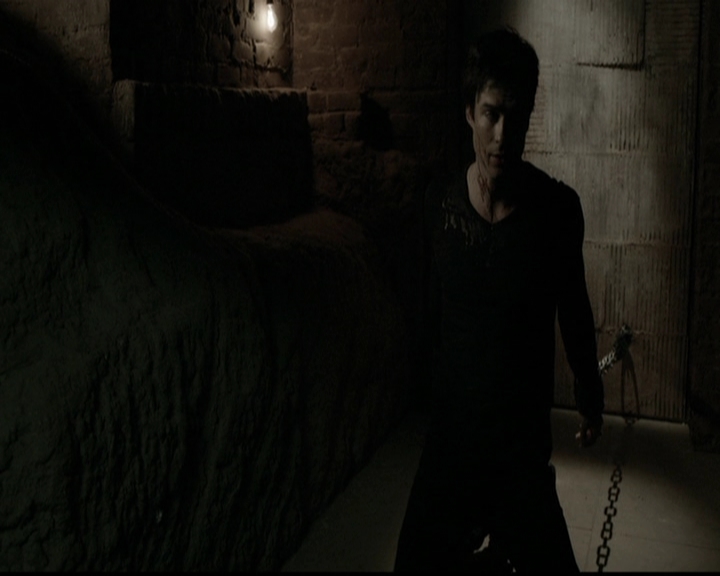 VampireDiariesWorld-dot-org_5x14NoExit2039.jpg