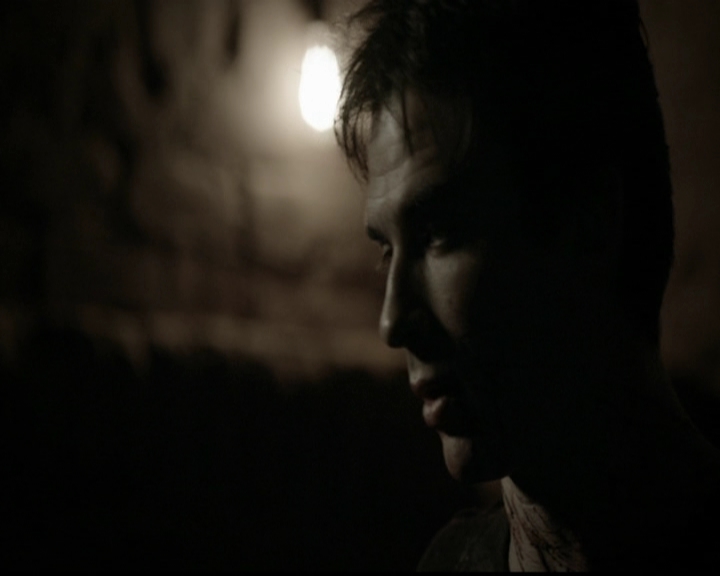 VampireDiariesWorld-dot-org_5x14NoExit2040.jpg