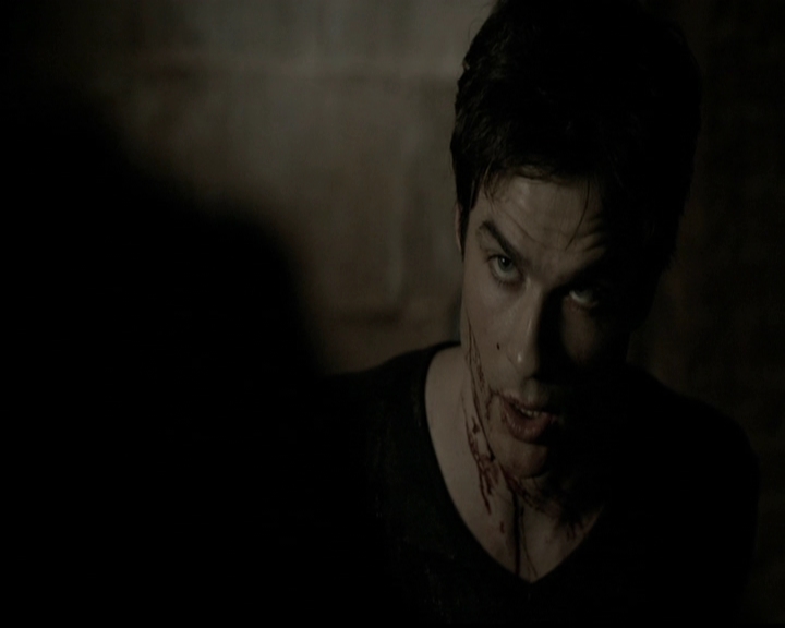 VampireDiariesWorld-dot-org_5x14NoExit2100.jpg