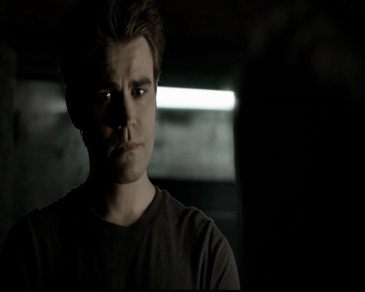 VampireDiariesWorld-dot-org_5x14NoExit2101.jpg