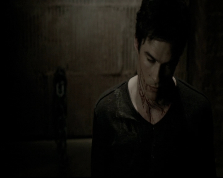 VampireDiariesWorld-dot-org_5x14NoExit2133.jpg