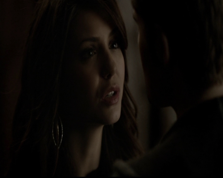 VampireDiariesWorld-dot-org_5x15GoneGirl1819.jpg