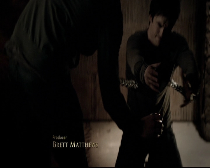 VampireDiariesWorld-dot-org_5x16WhileYouWereSleeping0256.jpg