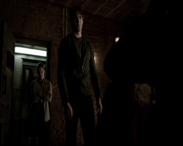 VampireDiariesWorld-dot-org_5x16WhileYouWereSleeping0270.jpg