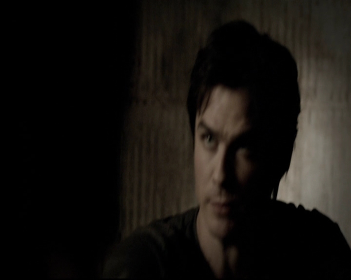 VampireDiariesWorld-dot-org_5x16WhileYouWereSleeping0303.jpg