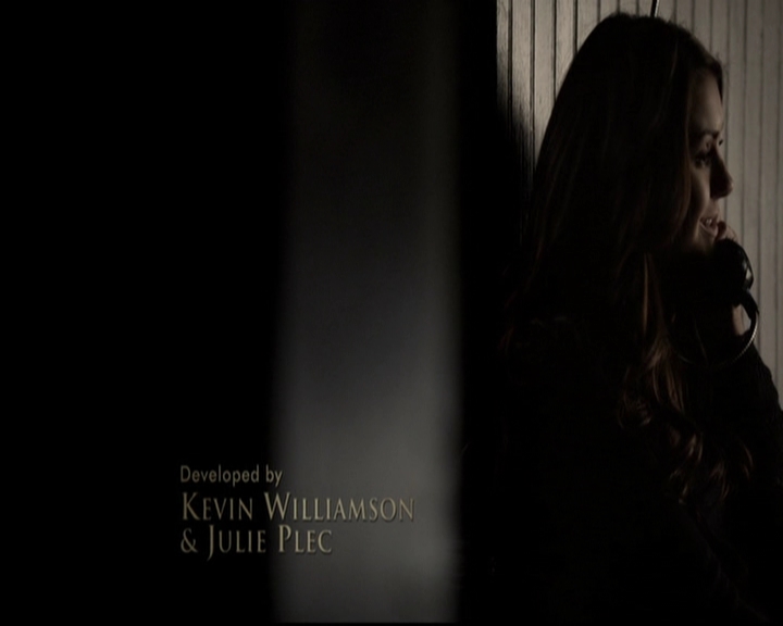 VampireDiariesWorld-dot-org_5x16WhileYouWereSleeping0339.jpg