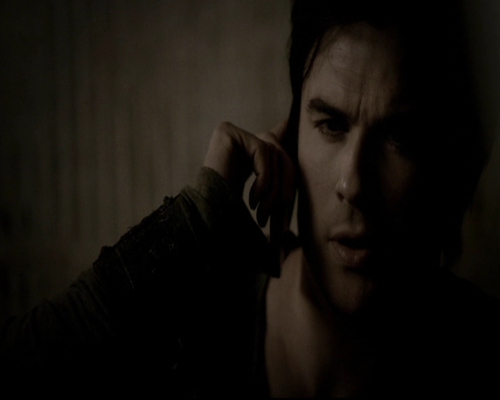 VampireDiariesWorld-dot-org_5x16WhileYouWereSleeping0424.jpg