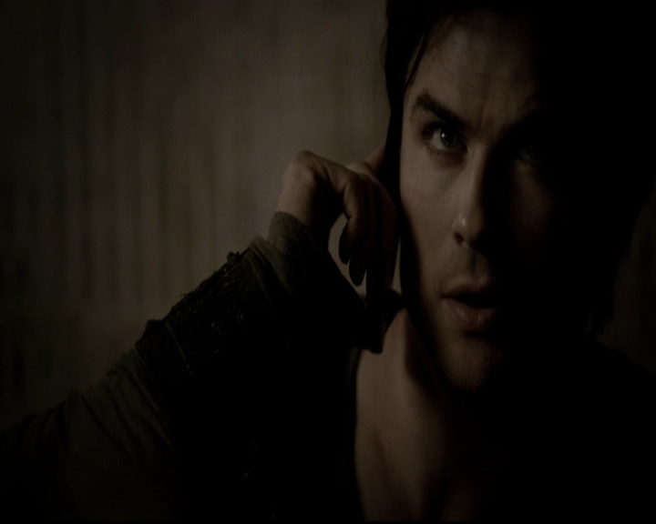 VampireDiariesWorld-dot-org_5x16WhileYouWereSleeping0426.jpg