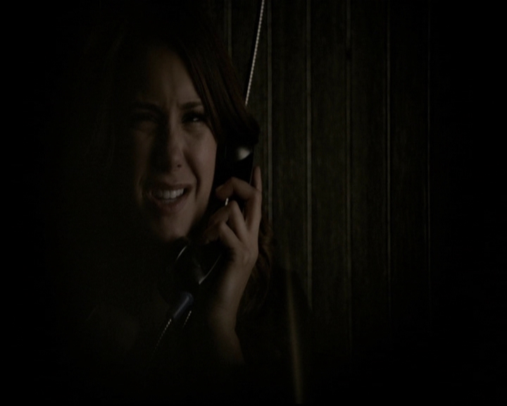 VampireDiariesWorld-dot-org_5x16WhileYouWereSleeping0437.jpg