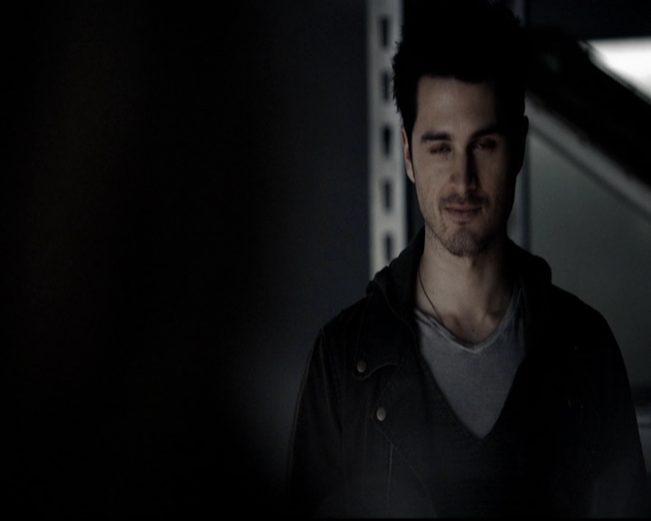 VampireDiariesWorld-dot-org_5x16WhileYouWereSleeping0471.jpg