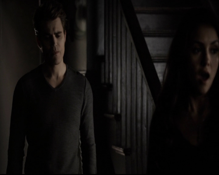 VampireDiariesWorld-dot-org_5x16WhileYouWereSleeping0617.jpg