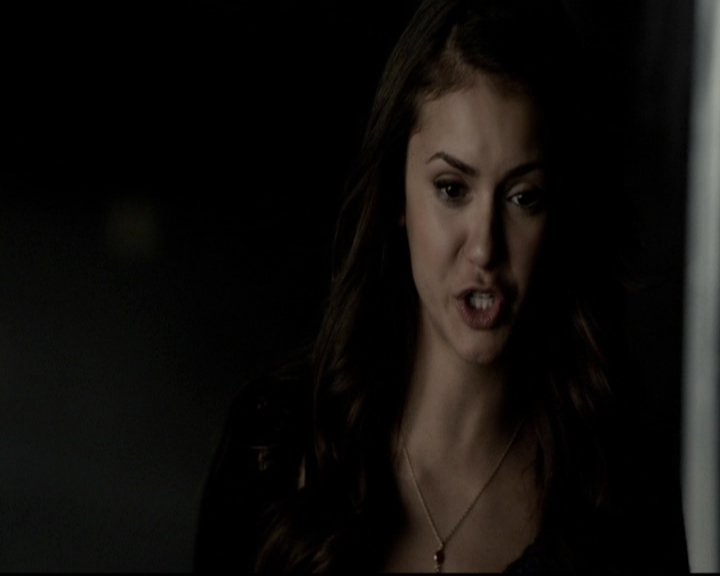 VampireDiariesWorld-dot-org_5x16WhileYouWereSleeping0630.jpg