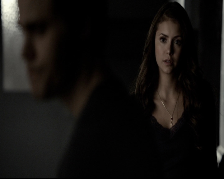 VampireDiariesWorld-dot-org_5x16WhileYouWereSleeping0696.jpg