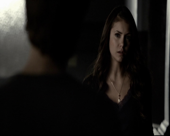 VampireDiariesWorld-dot-org_5x16WhileYouWereSleeping0704.jpg