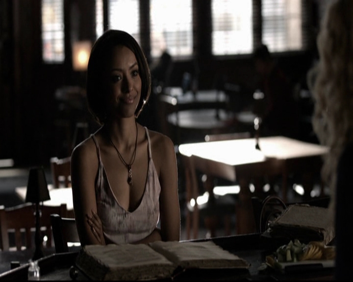 VampireDiariesWorld-dot-org_5x16WhileYouWereSleeping0805.jpg