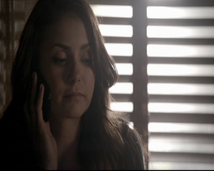 VampireDiariesWorld-dot-org_5x16WhileYouWereSleeping0847.jpg