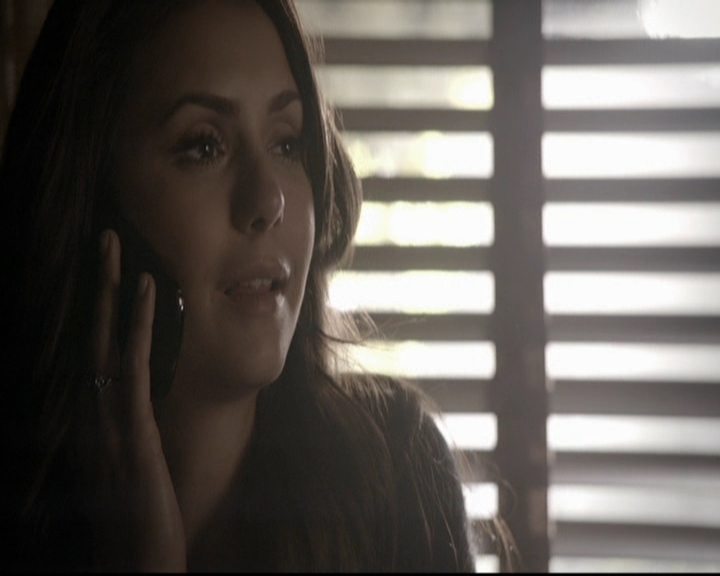 VampireDiariesWorld-dot-org_5x16WhileYouWereSleeping0850.jpg