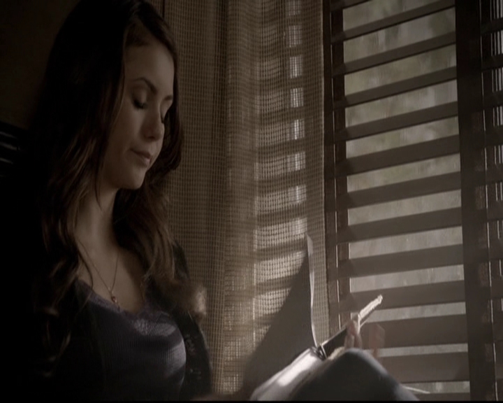 VampireDiariesWorld-dot-org_5x16WhileYouWereSleeping0885.jpg