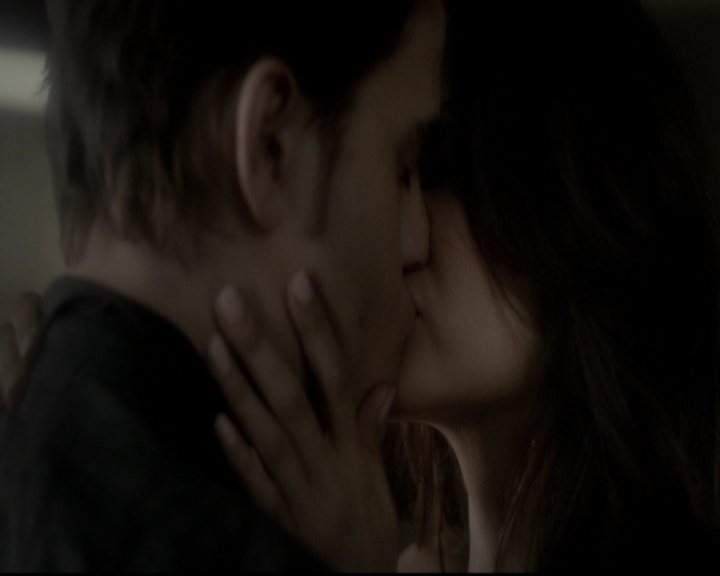 VampireDiariesWorld-dot-org_5x16WhileYouWereSleeping0951.jpg