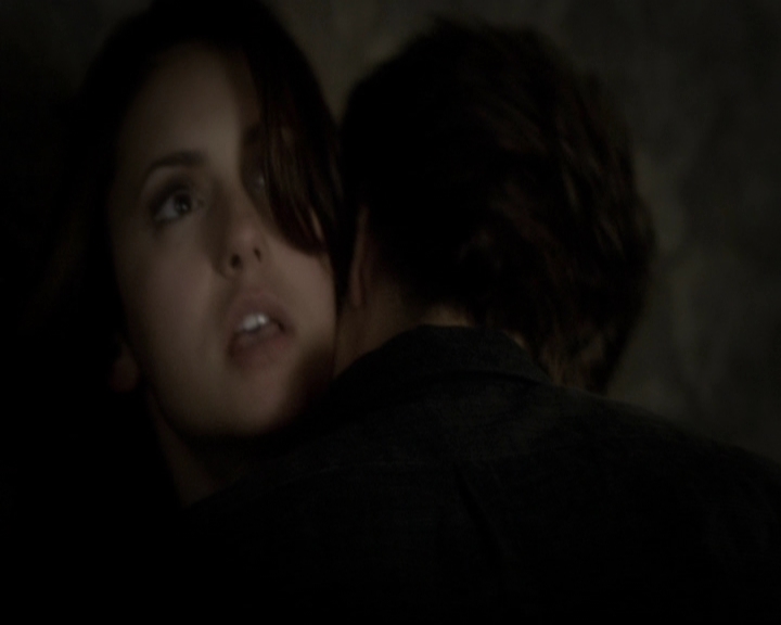 VampireDiariesWorld-dot-org_5x16WhileYouWereSleeping0976.jpg