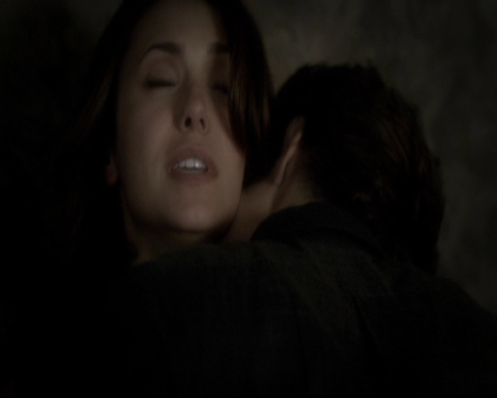 VampireDiariesWorld-dot-org_5x16WhileYouWereSleeping0978.jpg