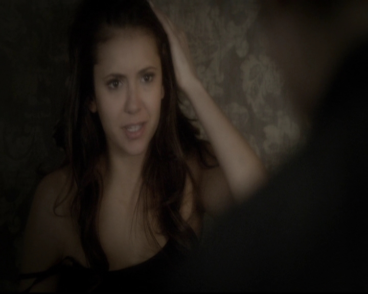 VampireDiariesWorld-dot-org_5x16WhileYouWereSleeping0987.jpg