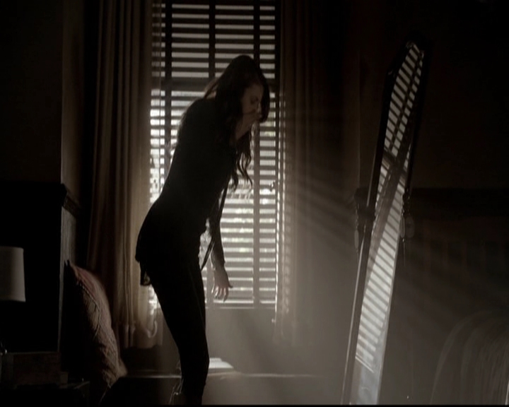 VampireDiariesWorld-dot-org_5x16WhileYouWereSleeping1046.jpg