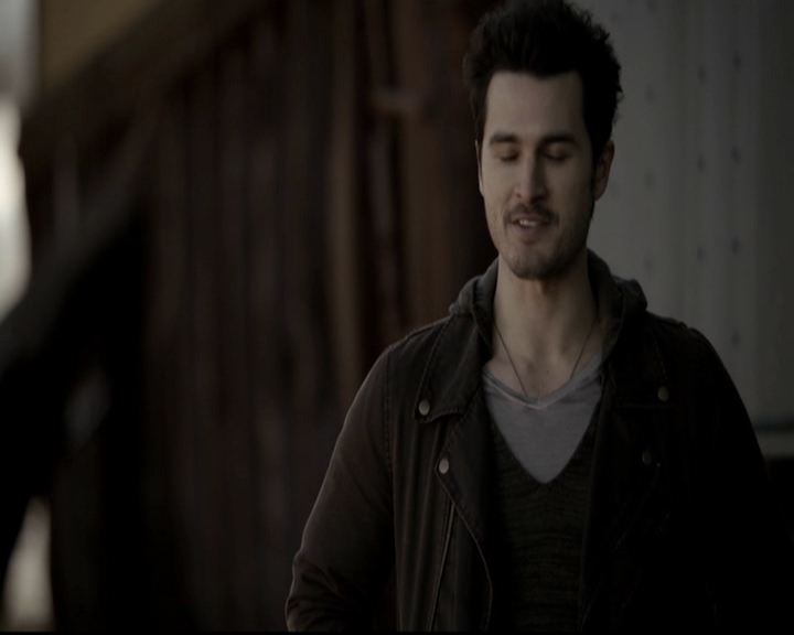 VampireDiariesWorld-dot-org_5x16WhileYouWereSleeping1078.jpg